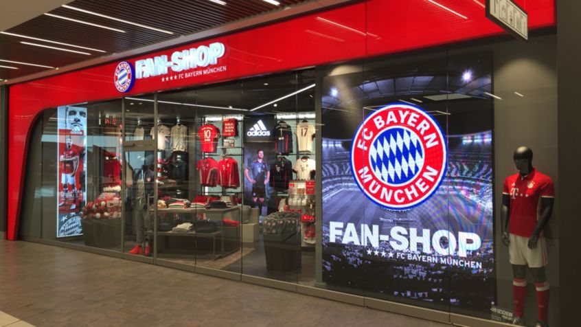 Bayern München Shop - General view of Bayern Muenchen new fan shop at