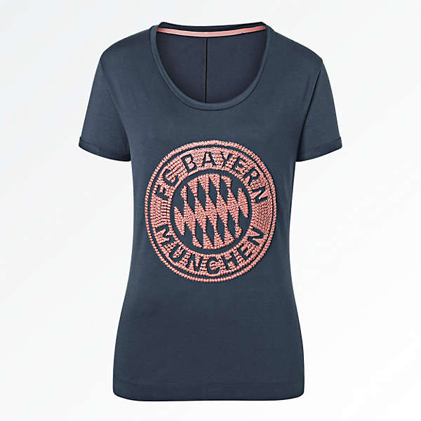 Fashion And Clothing – Official FC Bayern Online Store